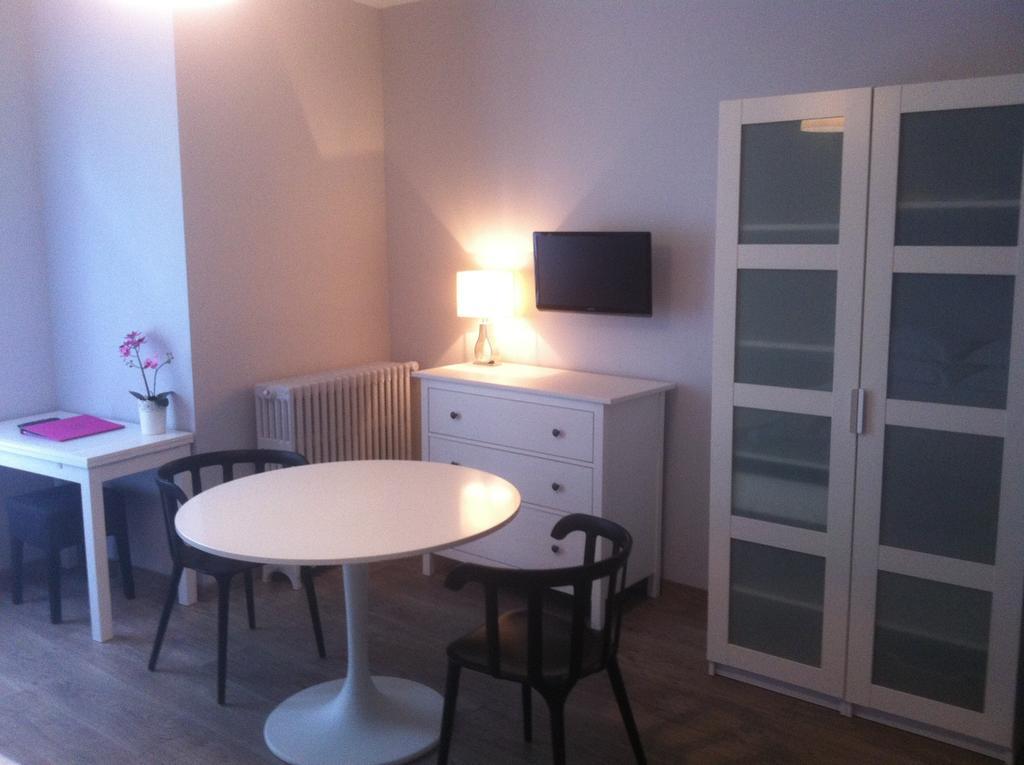 Vichy Residencia Apart otel Oda fotoğraf